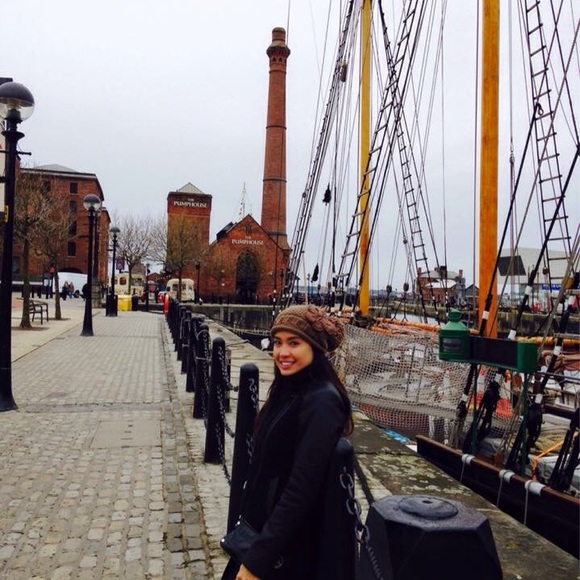 Meet your Posher, Jasmin - Picture 2 of 4